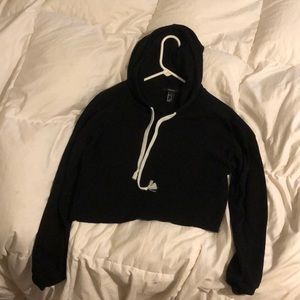 Crop top back with hood